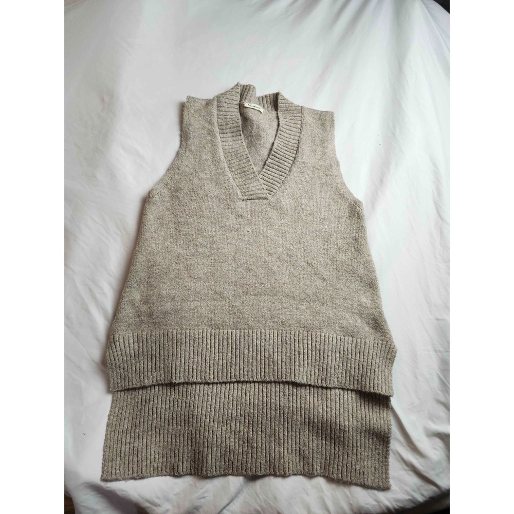 Pink Ripple Sweater Vest Womens Small Beige Minimalist Old Money‎ Dark Academia